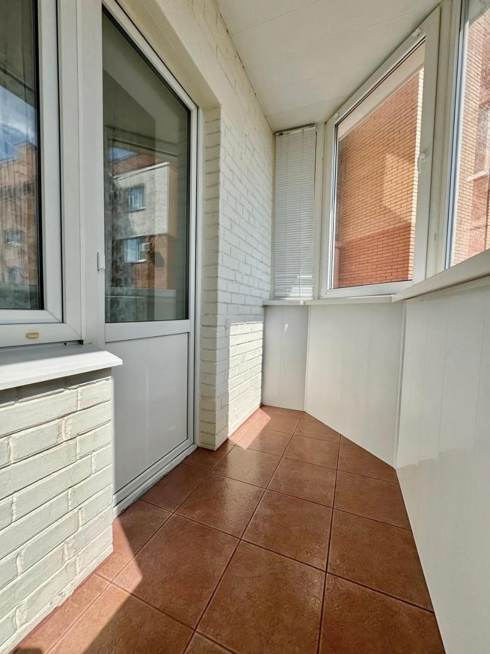 Apartpoltava Стильні Білосніжні Апартаменти, 2-Окремі Кімнати , Документи Для Відрядження , Банківський Чек Poltava Exterior foto