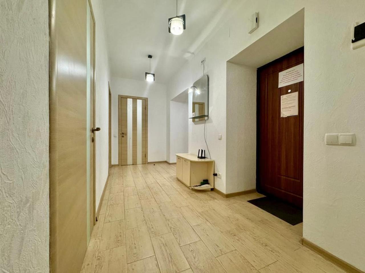 Apartpoltava Стильні Білосніжні Апартаменти, 2-Окремі Кімнати , Документи Для Відрядження , Банківський Чек Poltava Exterior foto