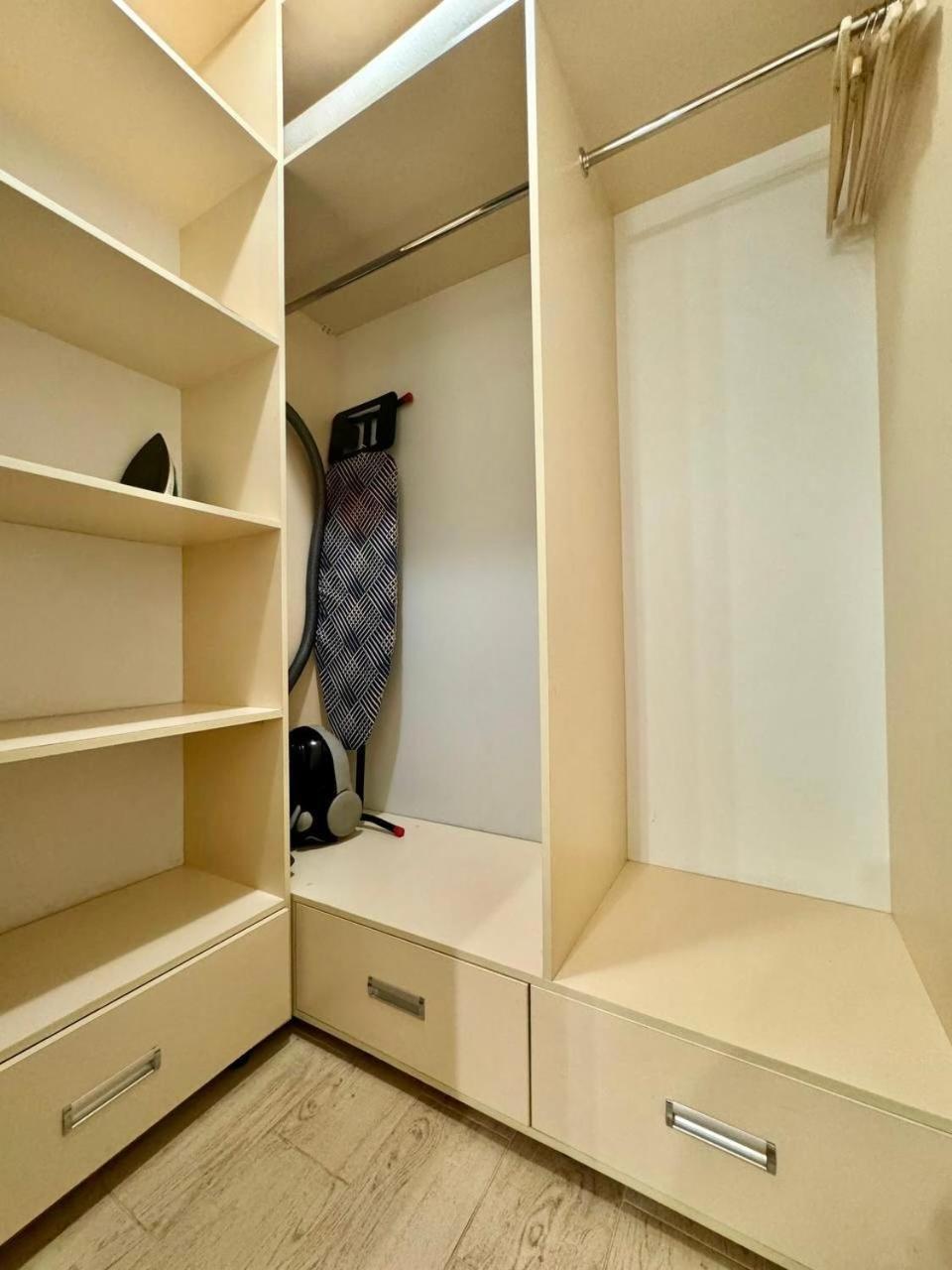 Apartpoltava Стильні Білосніжні Апартаменти, 2-Окремі Кімнати , Документи Для Відрядження , Банківський Чек Poltava Exterior foto